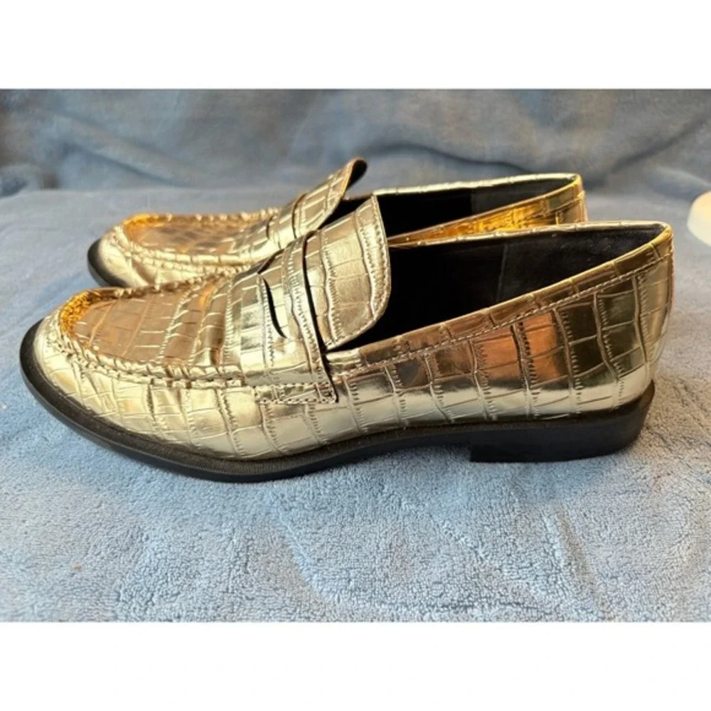 Zara Gold Metallic Croc Embossed Penny Loafers Size 38 Slip On‎ Shoes